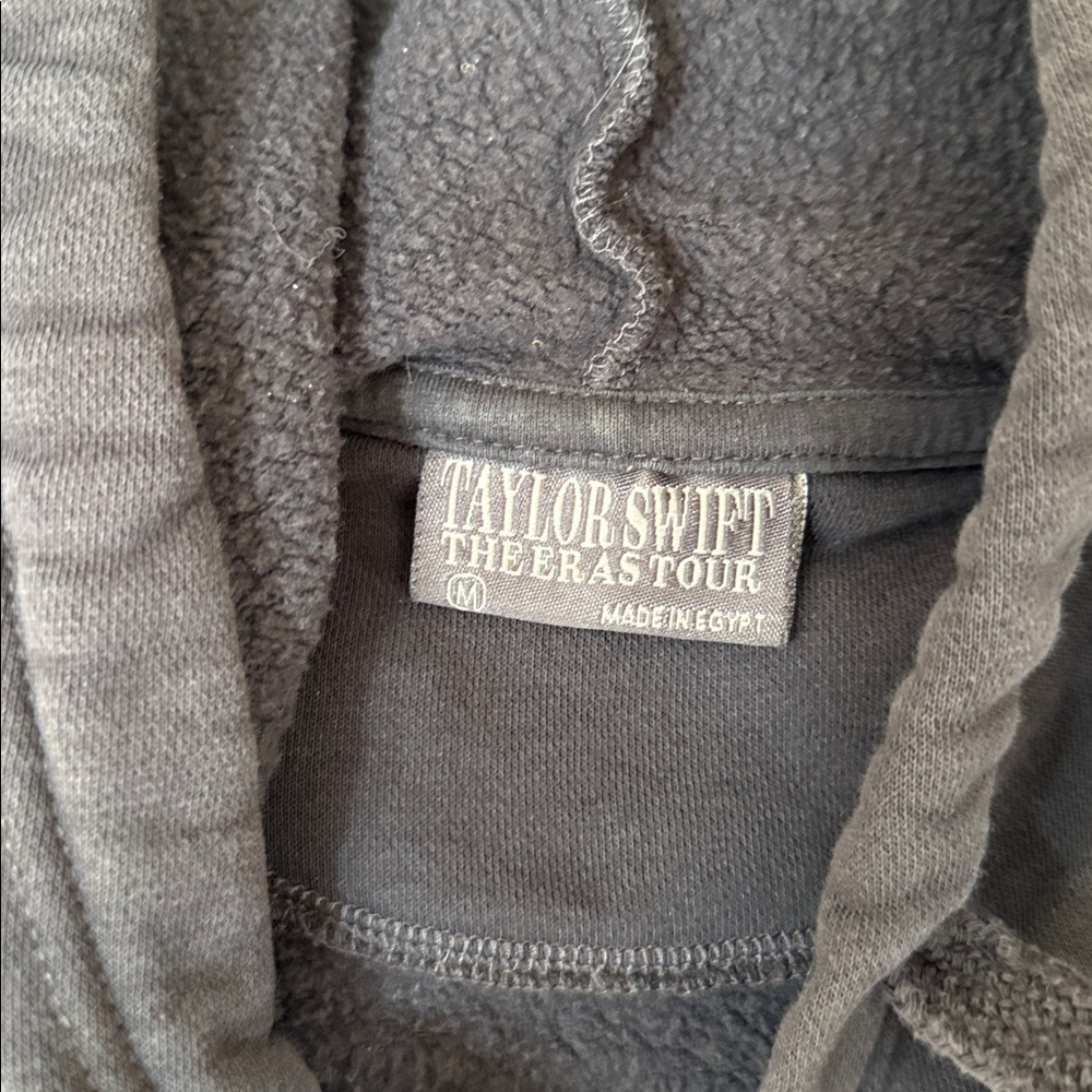 Black Taylor swift  GUC size medium hoodie - Picture 2 of 9